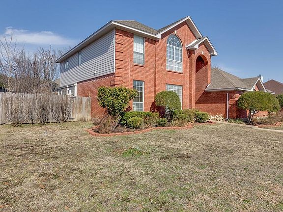 2nd image of 3139 Waterside Dr