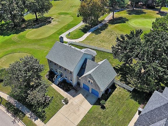 3rd image of 5213 Winding Bank Rd