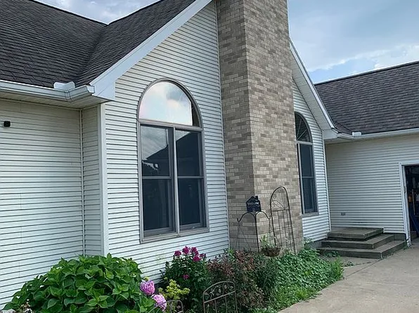 7885 Wadsworth Rd, Marshallville, OH 44645