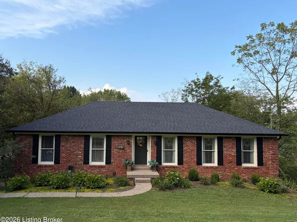 1029 Rollingwood Ln, Goshen, KY 40026