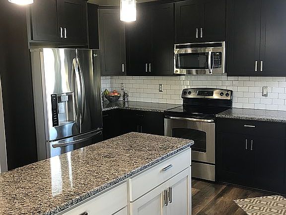 5th image of 739 Dennison Ct