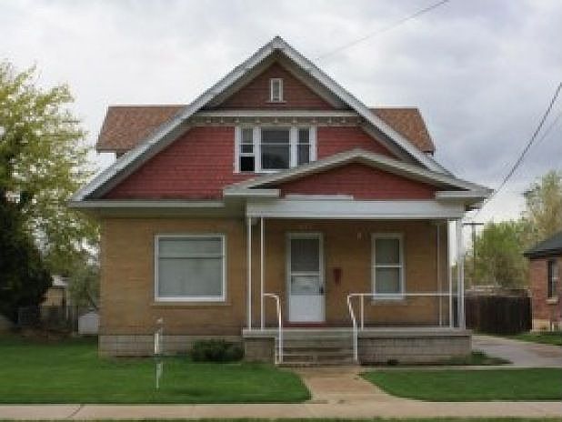 2nd image of 537 13th St