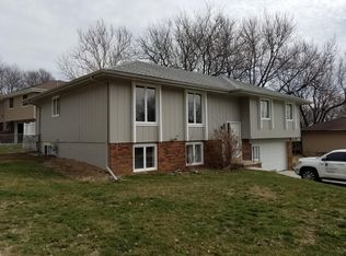 12518 Yates St, Omaha, NE 68164
