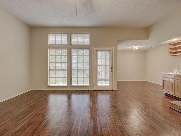 5th image of 6729 Vero Dr