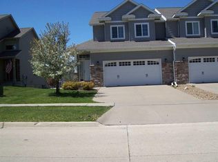 1817 Sara Ct, North Liberty, IA 52317