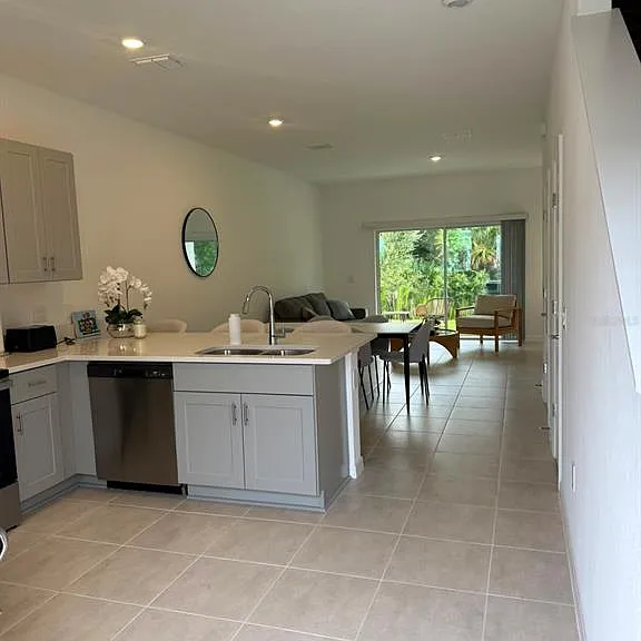 3119 Skyline Loop — Photo 8