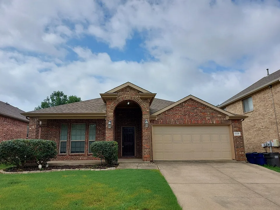 1113 Haskell Dr