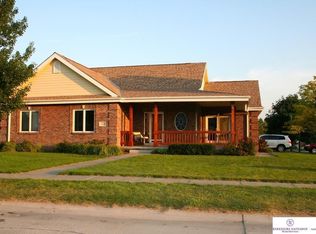 20917 Schofield Cir, Gretna, NE 68028