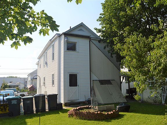 3rd image of 14 Leonard St
