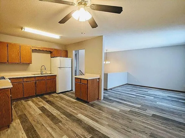 230 Leighton Dr APT 3, Big Lake, MN 55309