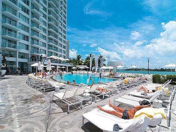 3rd image of 1100 West Ave #926