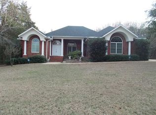 1407 Chaudron Ct, Demopolis, AL 36732