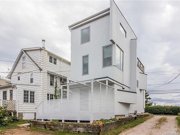 4th image of 98 Limewood Ave