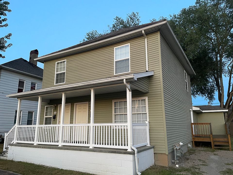 1st image of 121 5th St NW