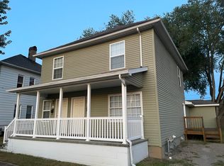 121 5th St NW, New Philadelphia, OH 44663