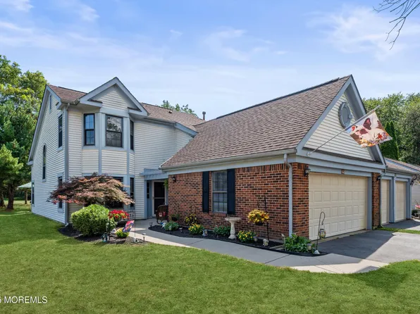 195 Old Orchard Lane #7, Ocean Twp, NJ 07712