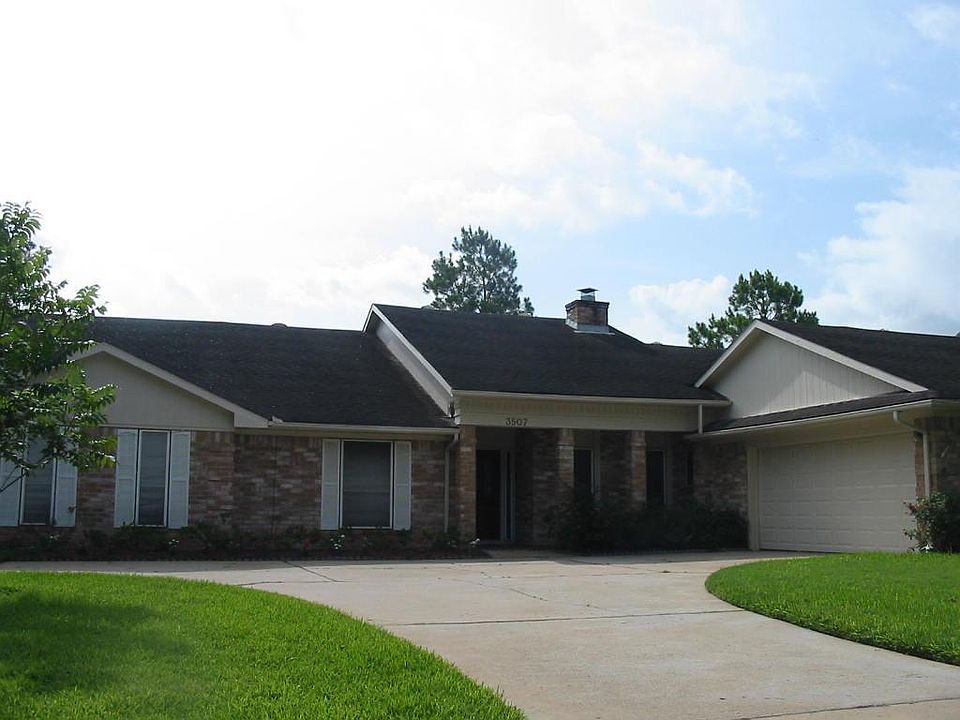 Spacious 4-bedroom home