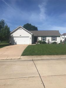705 Canterbury Dr, Warrenton, MO, 63383