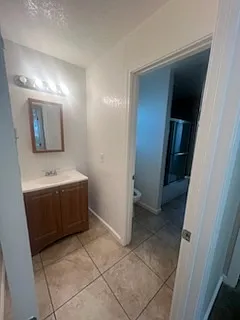 2219 Hillsborough Ct #2 — Photo 7