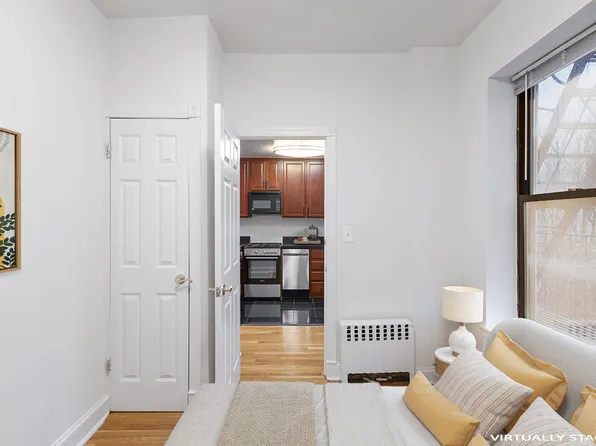 220 West 104th Street image 8 of 9