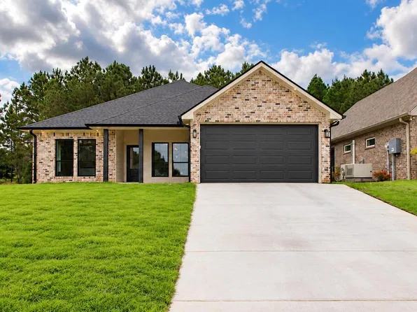 1507 Eric Dr, Nacogdoches, TX 75964