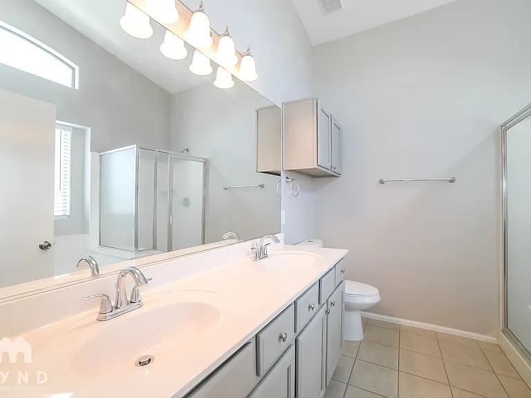 10238 W Hess St — Photo 9