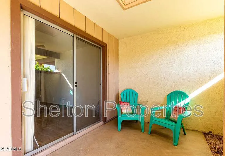 8131 N 107th Ave #82 — Photo 10