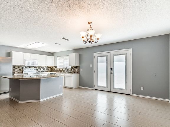 5th image of 10720 Emeraldpark Ln
