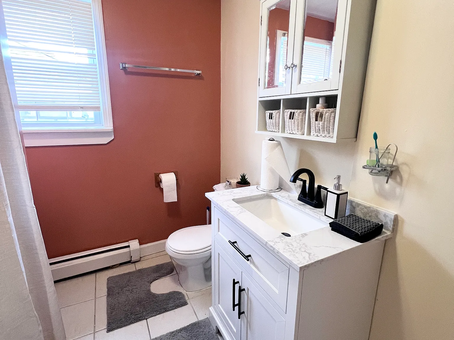 204 California Ave — Photo 4