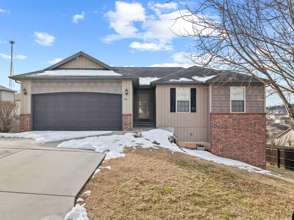 1206 W Robin Street, Ozark, MO 65721