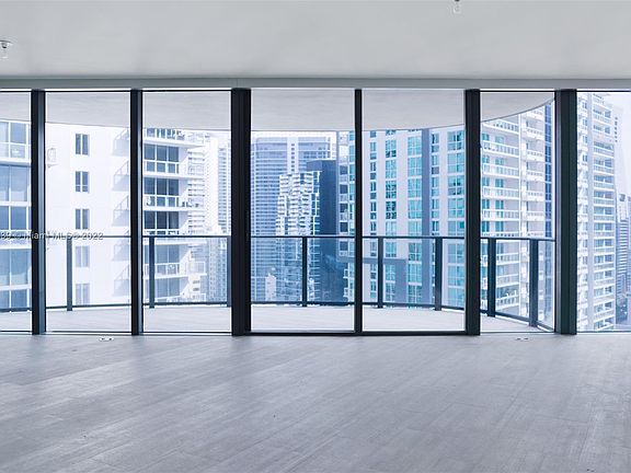 3rd image of 1000 Brickell Plz Unit 2601
