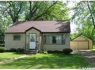 617 E 2nd St S, Ladysmith, WI 54848