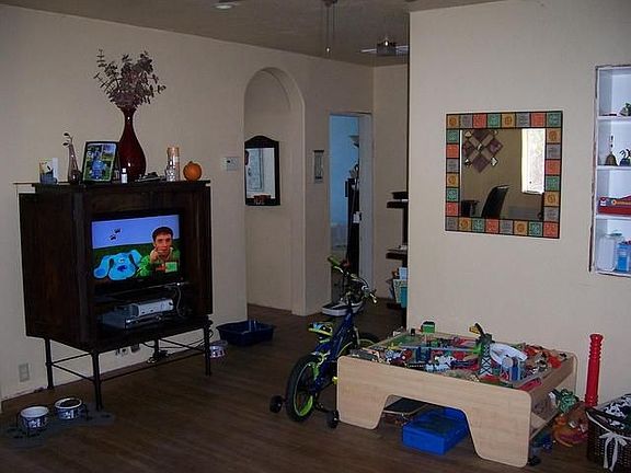 5th image of 1121 Hargus Ave