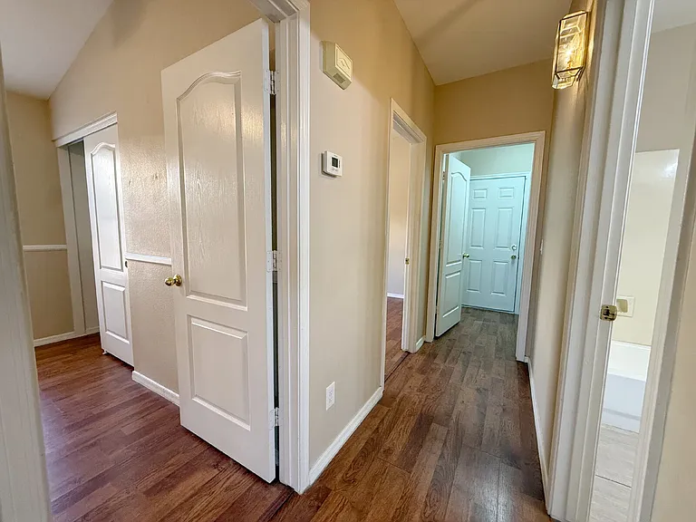 9821 W Yukon Dr — Photo 7