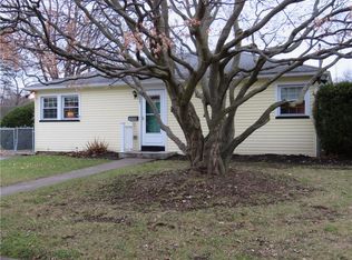 127 Holloway Rd, Rochester, NY 14610