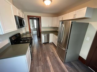 824 22nd Ave NE #1, Minneapolis, MN 55418