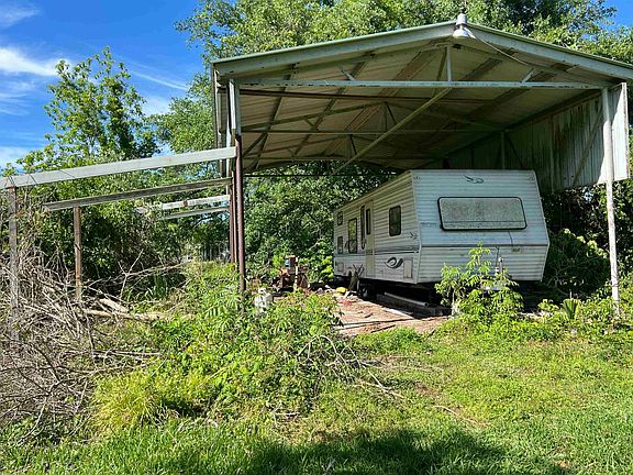 4th image of 6372 Bayou Black Dr