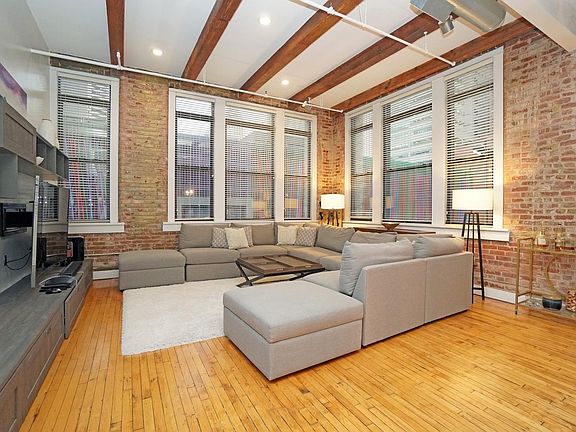 2nd image of 26 E 6th St Unit 301