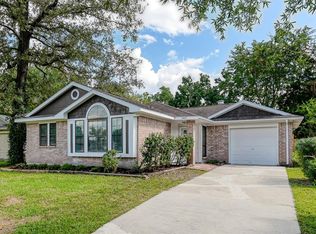 9850 Golden Eagle St, Conroe, TX 77385