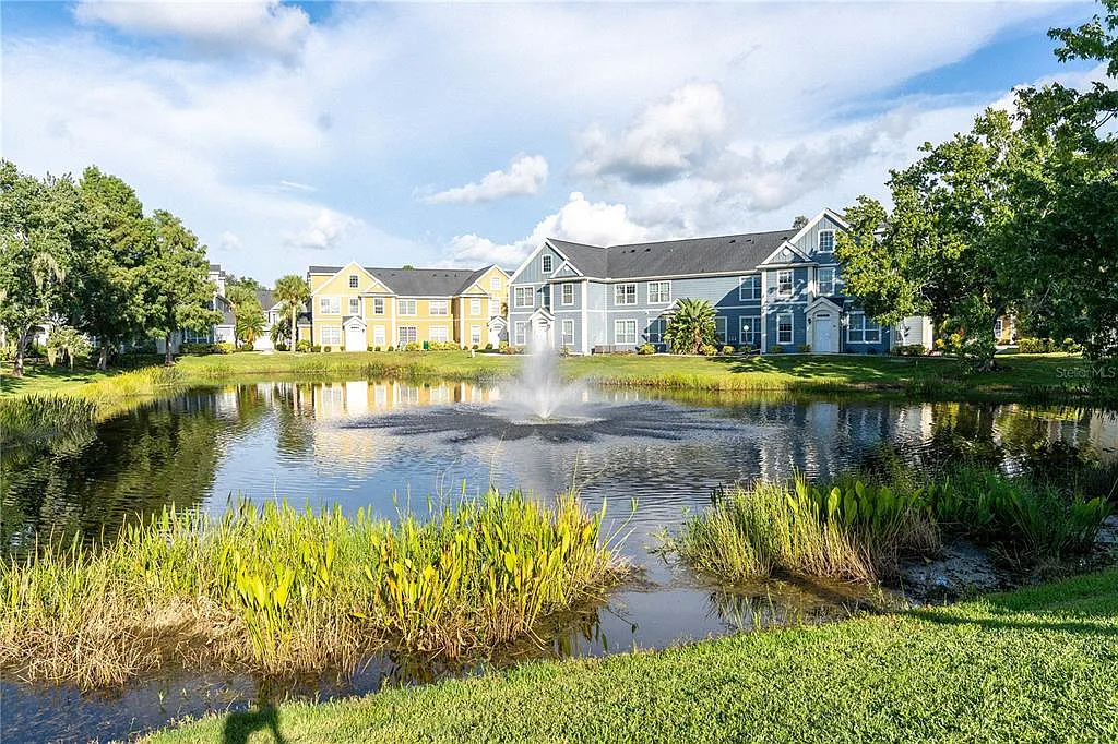 3 bed, 2.0 bath, 1499 sqft, $2,000 — Photo 3