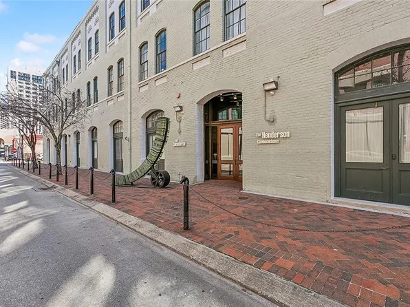 700 Commerce St APT 320, New Orleans, LA 70130