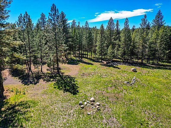 5th image of 1469 Meadows Rd