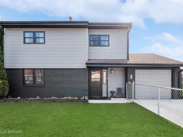 205 E Livingston Ave, Des Moines, IA 50315