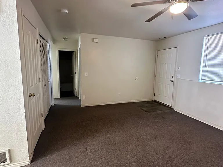 1332 N 625 W #4 — Photo 2