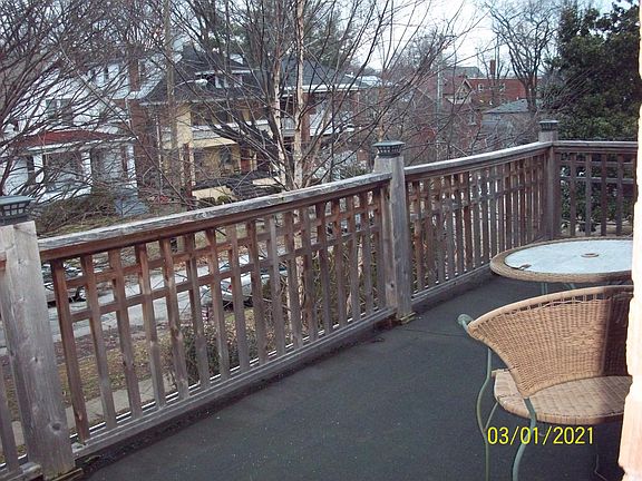 5th image of 2074 Sherwood Ave #2