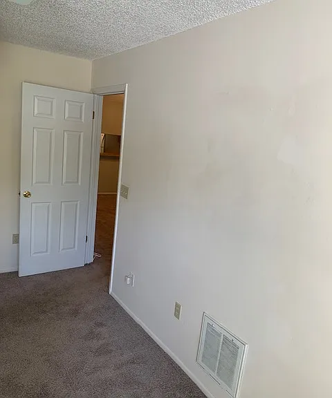 285 Rogers Ct — Photo 11