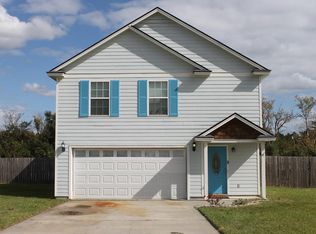 36 N Moody Dr, Ray City, GA 31645