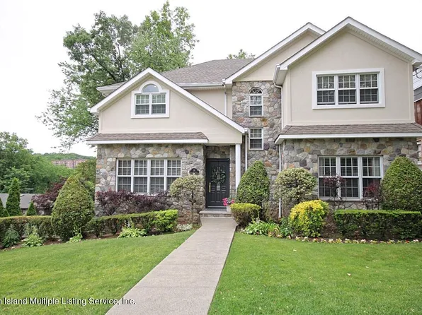 16 Herkimer St, Staten Island, NY 10301