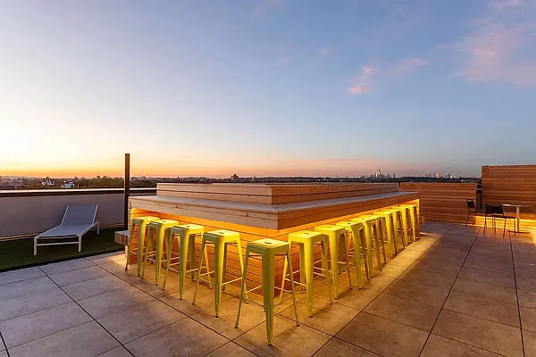 Rented by Artur Gutman, LREB | media 37