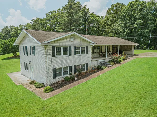 121 W 7th Ave, Central City, KY 42330